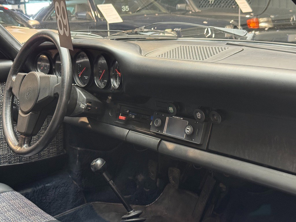 Porsche 911 „25 Jahre Jubiläumsmodell“