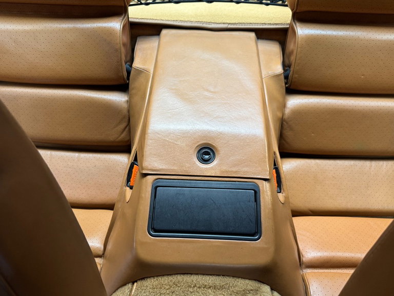 Porsche 928