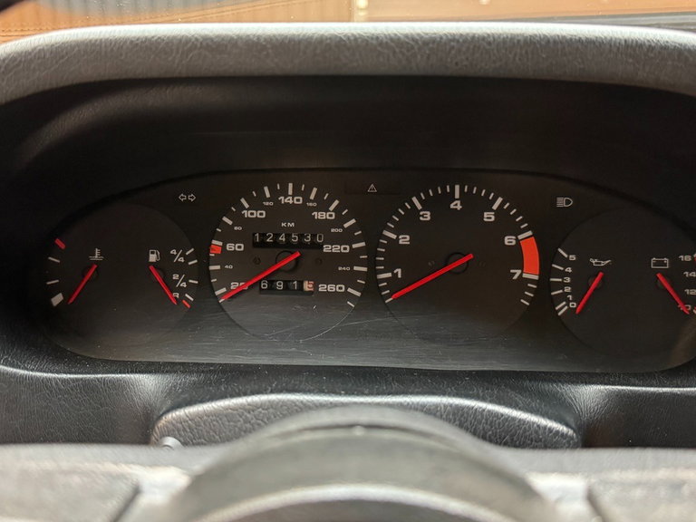 Porsche 928