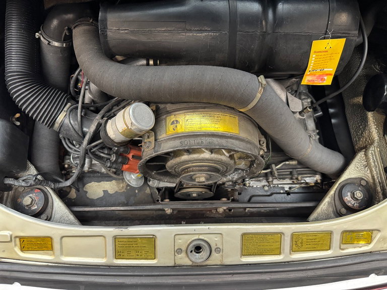 Porsche 911 „25 Jahre Jubiläumsmodell“