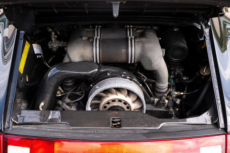 Porsche 993 Carrera 4