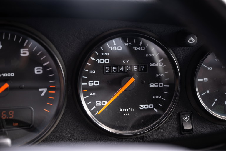 Porsche 993 Carrera 4