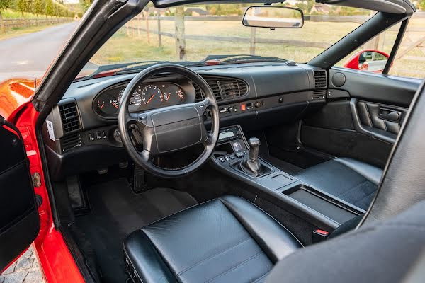 Porsche 968