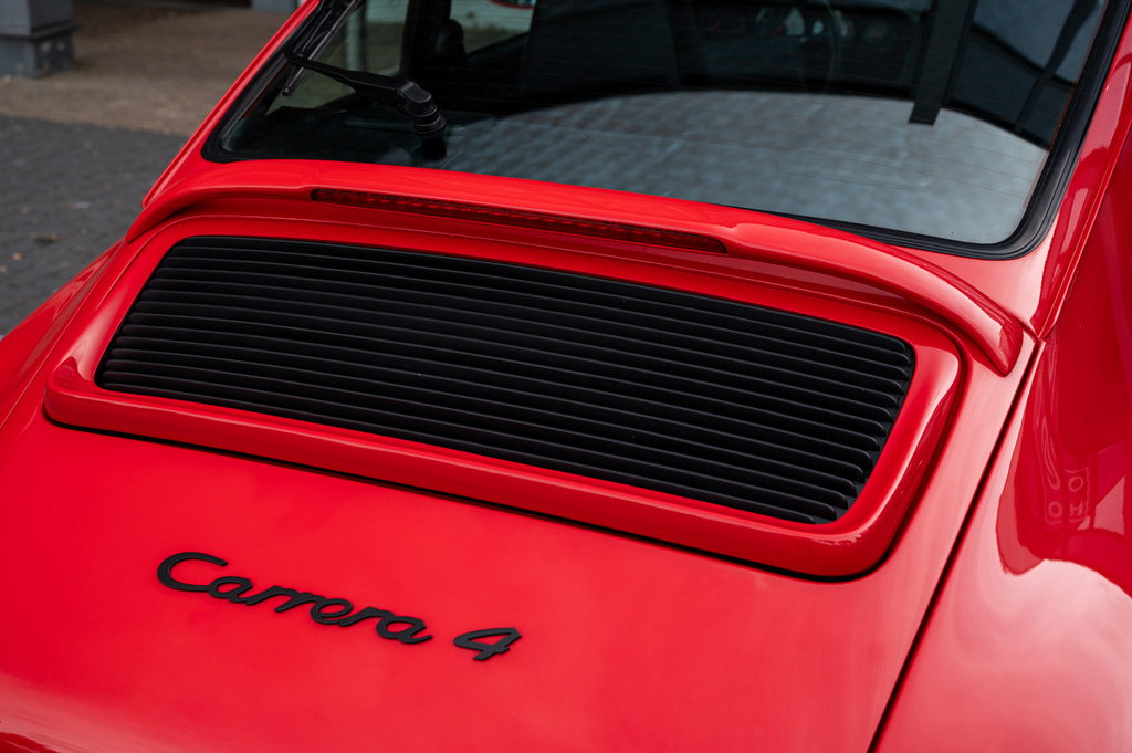 Porsche 964 Carrera 4