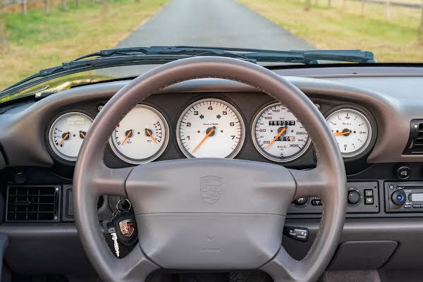 Porsche 993 Carrera