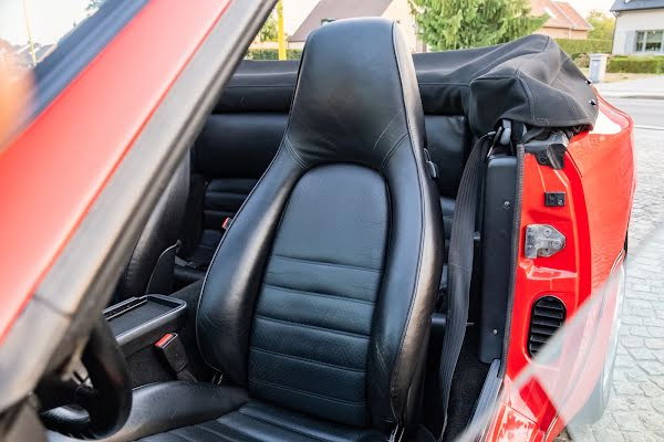 Porsche 968