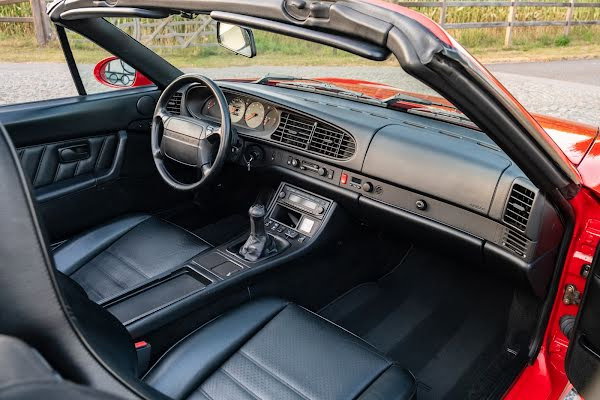 Porsche 968