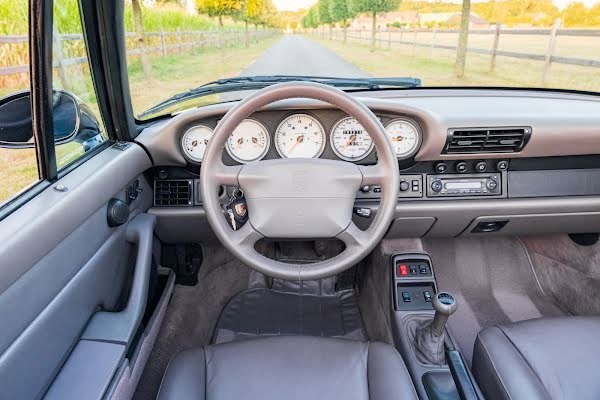 Porsche 993 Carrera