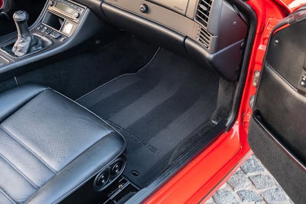 Porsche 968