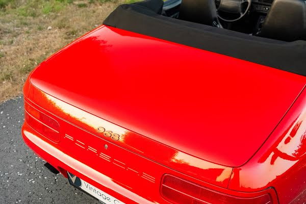 Porsche 968