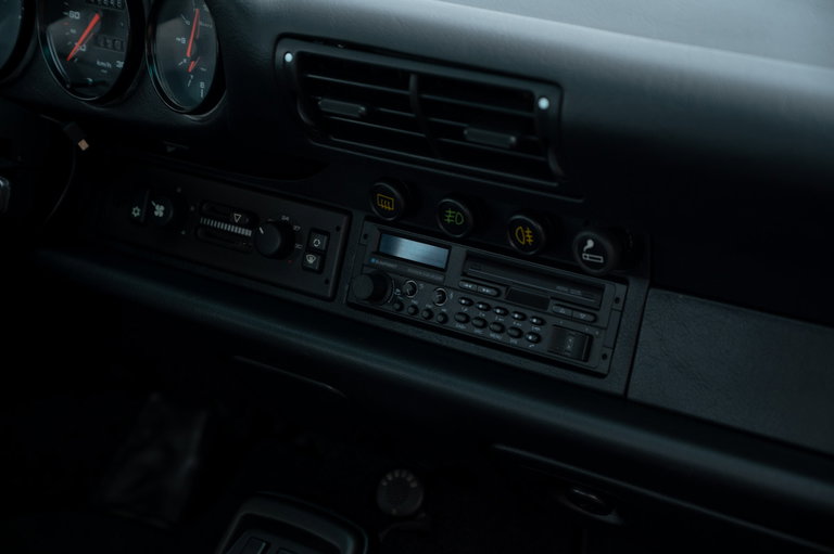 Porsche 964 Carrera 4