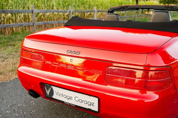 Porsche 968