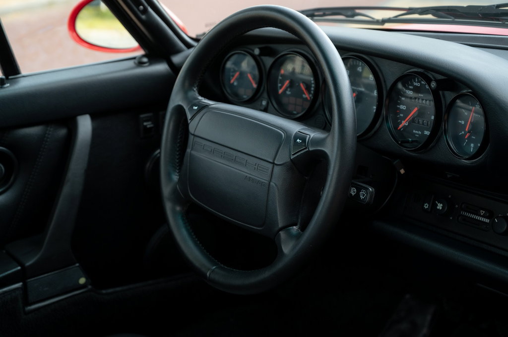 Porsche 964 Carrera 4