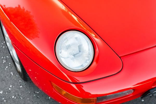 Porsche 968