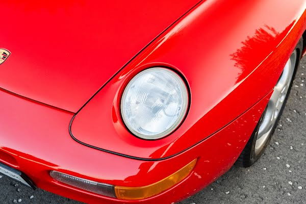 Porsche 968