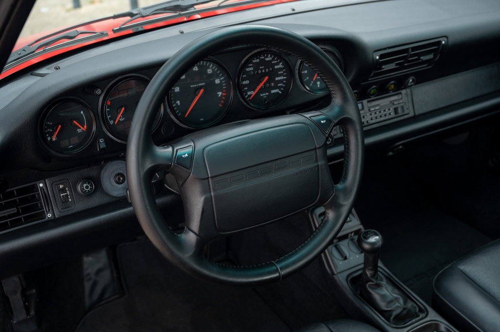 Porsche 964 Carrera 4