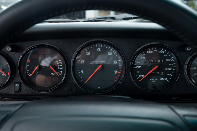 Porsche 964 Carrera 4
