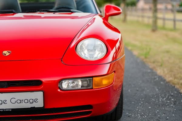 Porsche 968