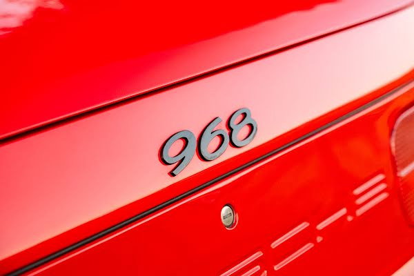 Porsche 968