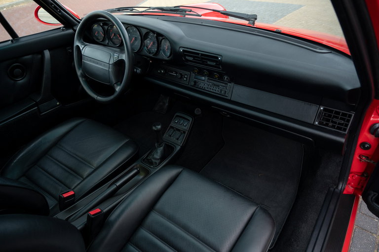 Porsche 964 Carrera 4