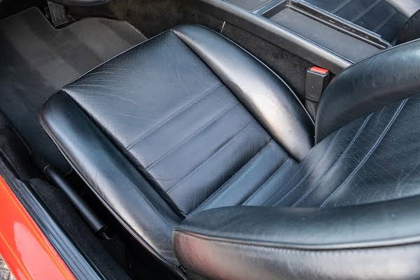 Porsche 968