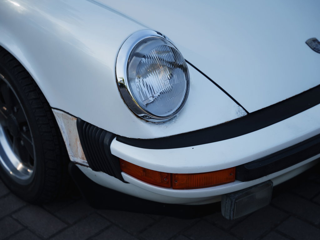 Porsche 911 Carrera (US)