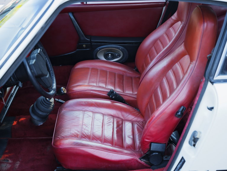 Porsche 911 Carrera (US)