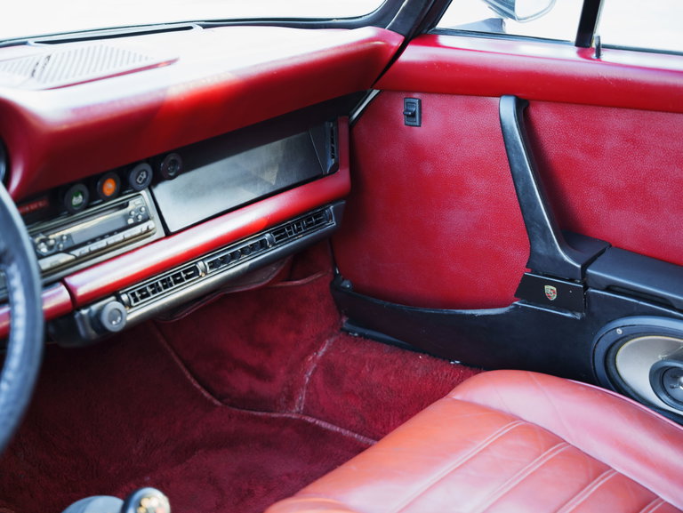 Porsche 911 Carrera (US)