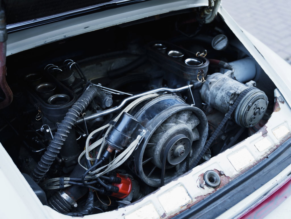 Porsche 911 Carrera (US)