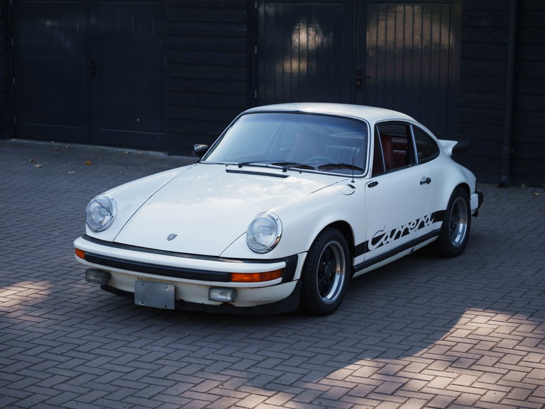 Porsche 911 Carrera (US)