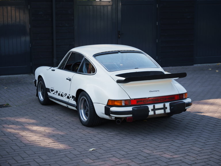 Porsche 911 Carrera (US)