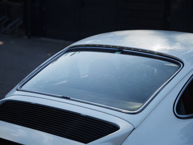 Porsche 911 Carrera (US)
