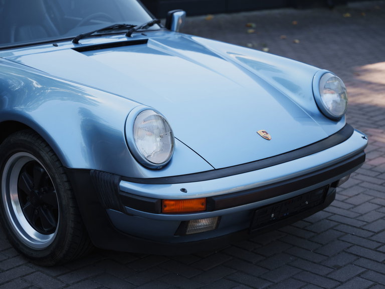 Porsche 911 Turbo 3.3