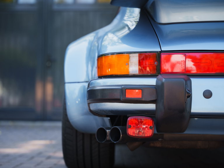 Porsche 911 Turbo 3.3