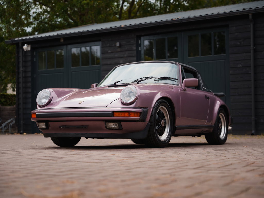 Porsche 911 Carrera 3.2 (US)