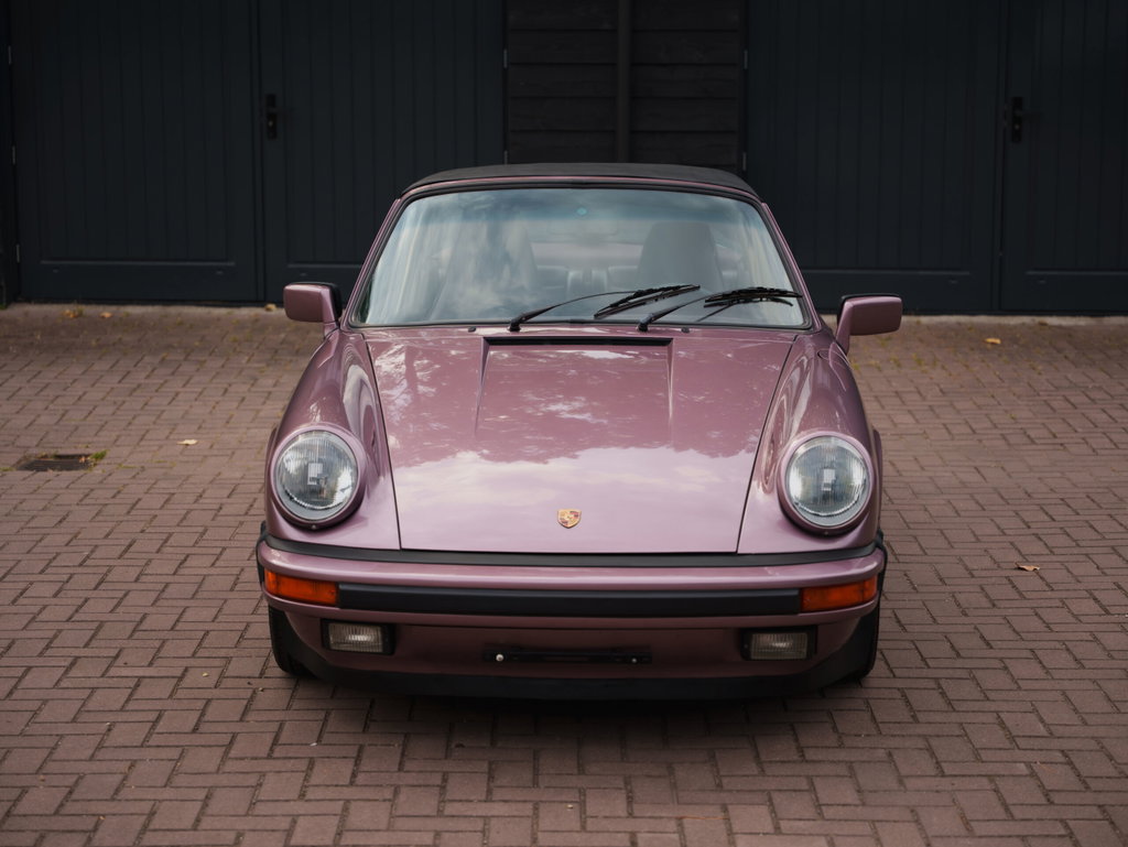 Porsche 911 Carrera 3.2 (US)