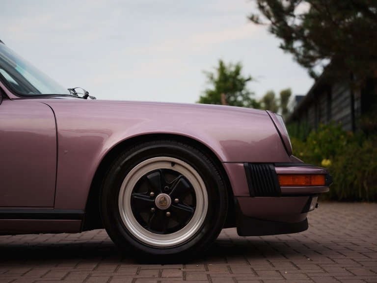 Porsche 911 Carrera 3.2 (US)