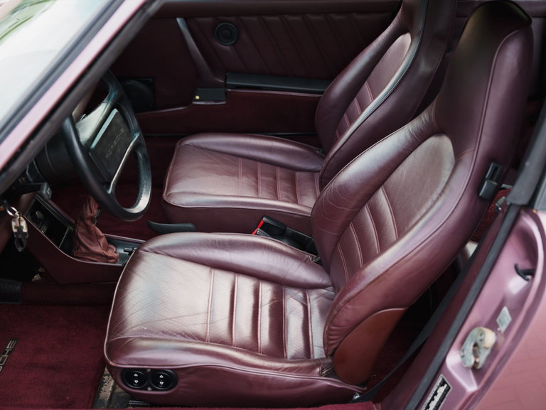 Porsche 911 Carrera 3.2 (US)