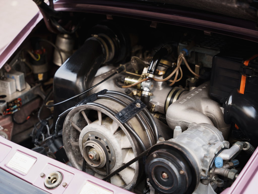 Porsche 911 Carrera 3.2 (US)