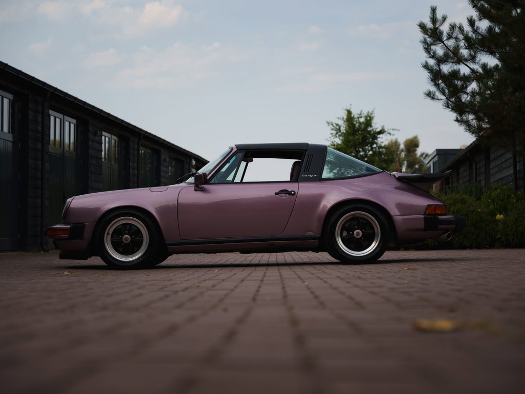 Porsche 911 Carrera 3.2 (US)