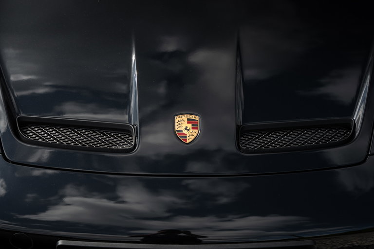 Porsche 992 GT3 Touring