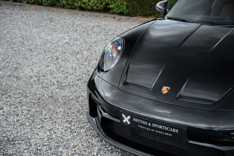 Porsche 992 GT3 Touring