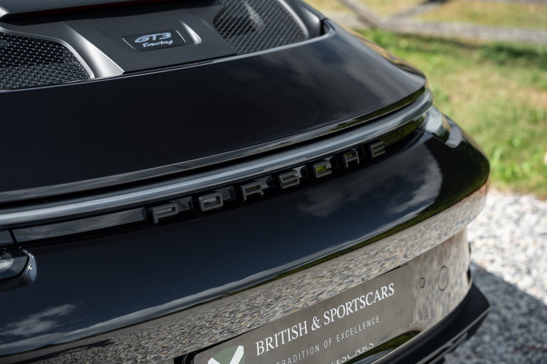 Porsche 992 GT3 Touring