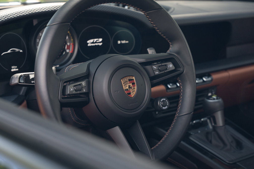 Porsche 992 GT3 Touring