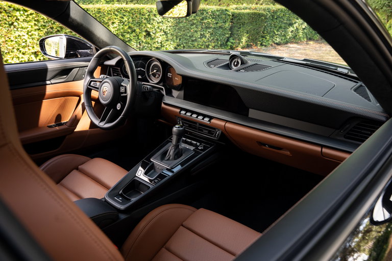 Porsche 992 GT3 Touring
