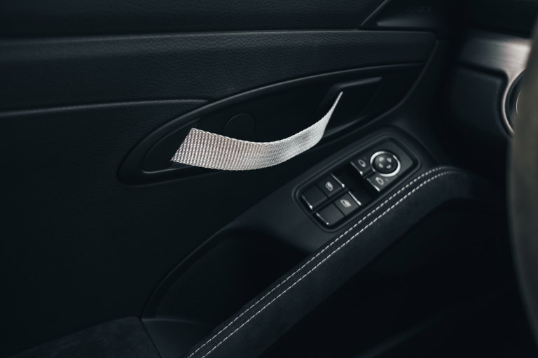 Porsche 718 Cayman GT4