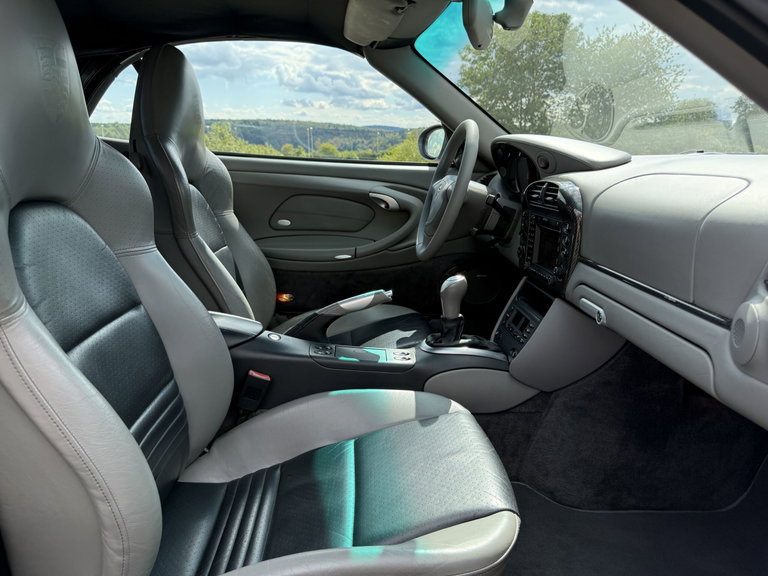 Porsche 996.2 Carrera 4