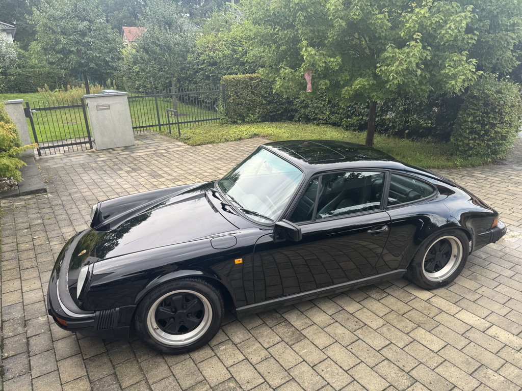 Porsche 911 Carrera 3.2