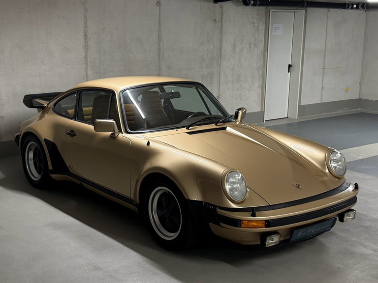 Porsche 911 Turbo 3.3