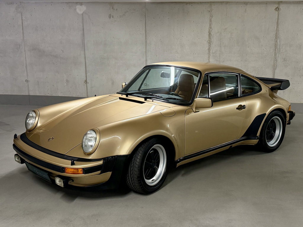 Porsche 911 Turbo 3.3